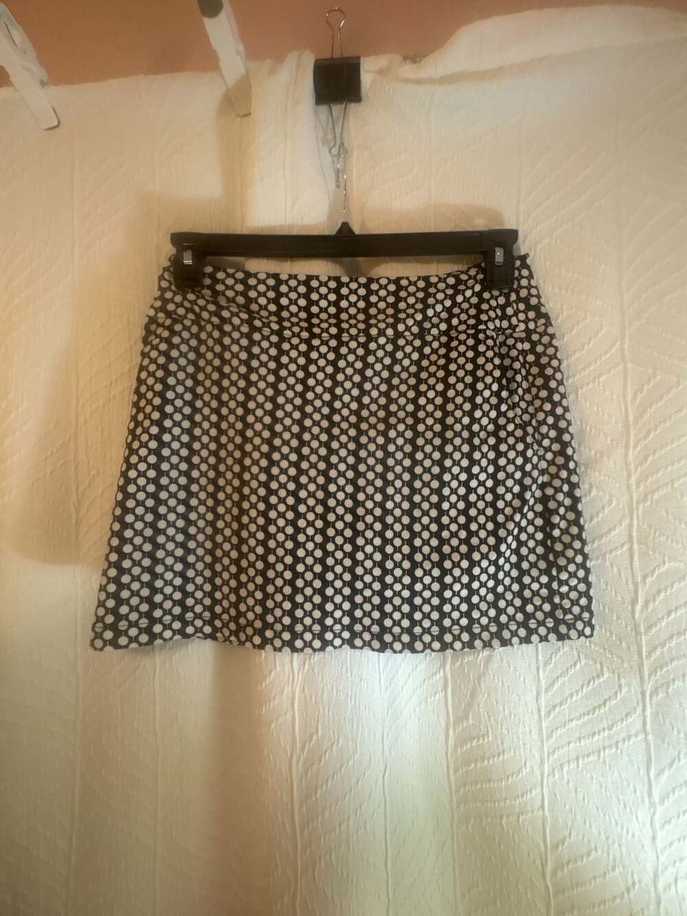 Attyre New York Black and White Geometric Dot Mini Skirt Size 2